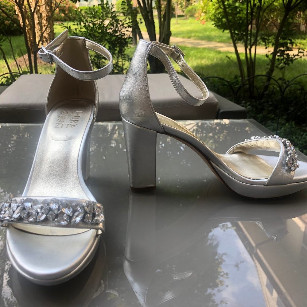 ALIZER NATUR silver strappy heeled sandals with silver rhinestones